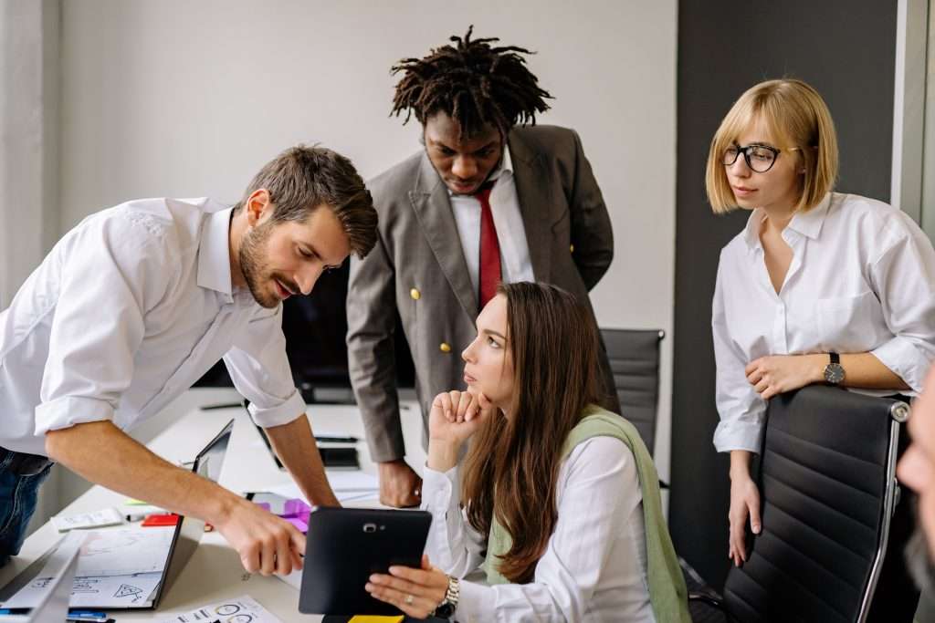 Les collaborateurs travaille en équipe